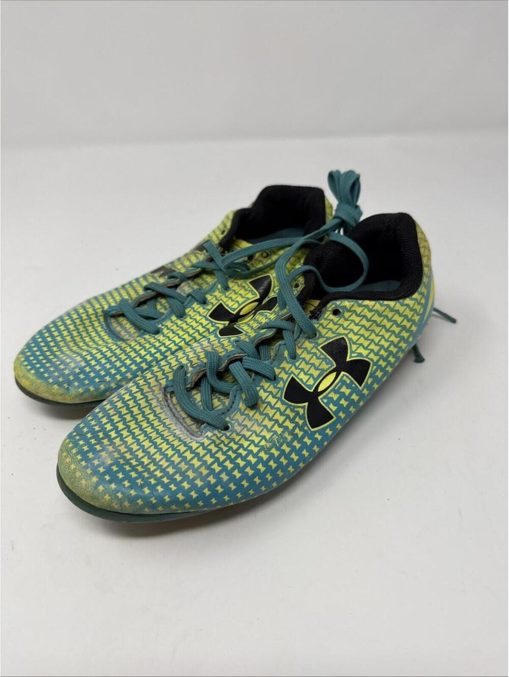 Under Armour Size 3 Teal And Yellow Cleats